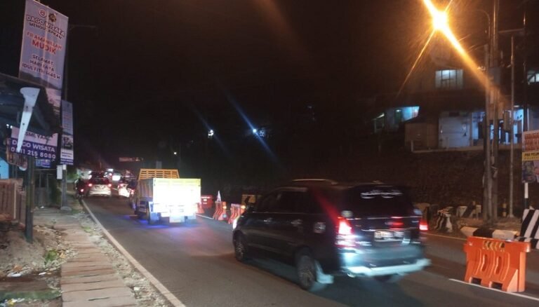 Dishub Kabupaten Bandung Pastikan Pencahayaan Jalur Mudik Cijapati Aman