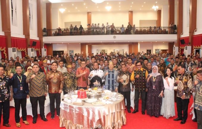 Punya Potensi Besar, Gubernur Sulsel Buka Ruang Warga KKSS Membangun Sulsel