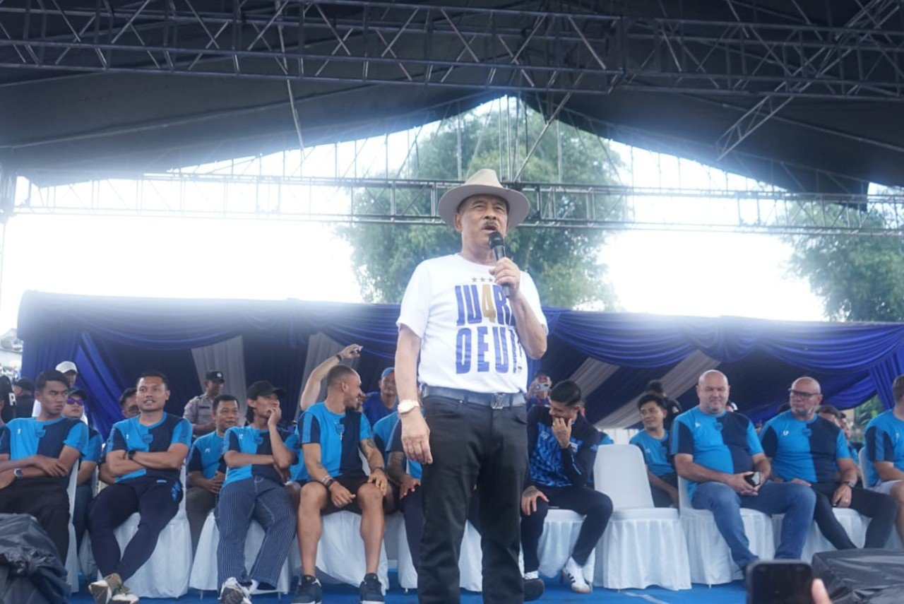 Rayakan Gelar Juara Liga 1, Umuh Muchtar Hadirkan Panggung Hiburan untuk Persib Bandung