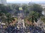 Pemprov Jabar Berikan Bonus Rp2 Miliar untuk Tim Persib Bandung