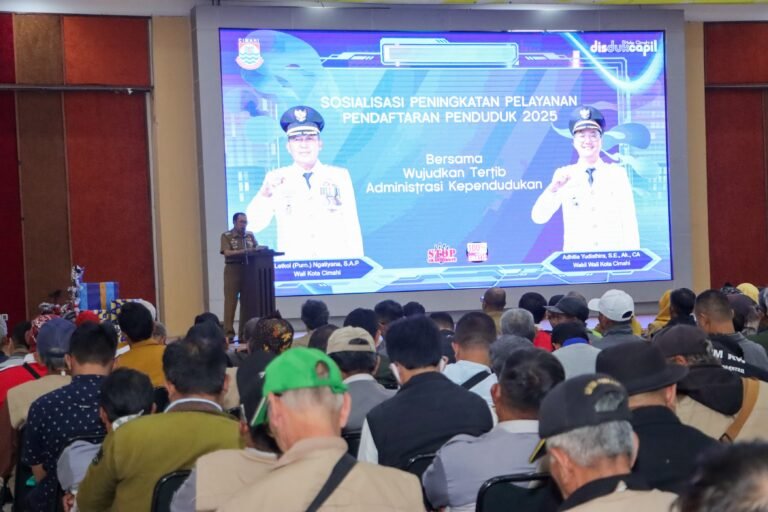 Pemkot Cimahi Tingkatkan Kualitas Pelayanan Administrasi Kependudukan