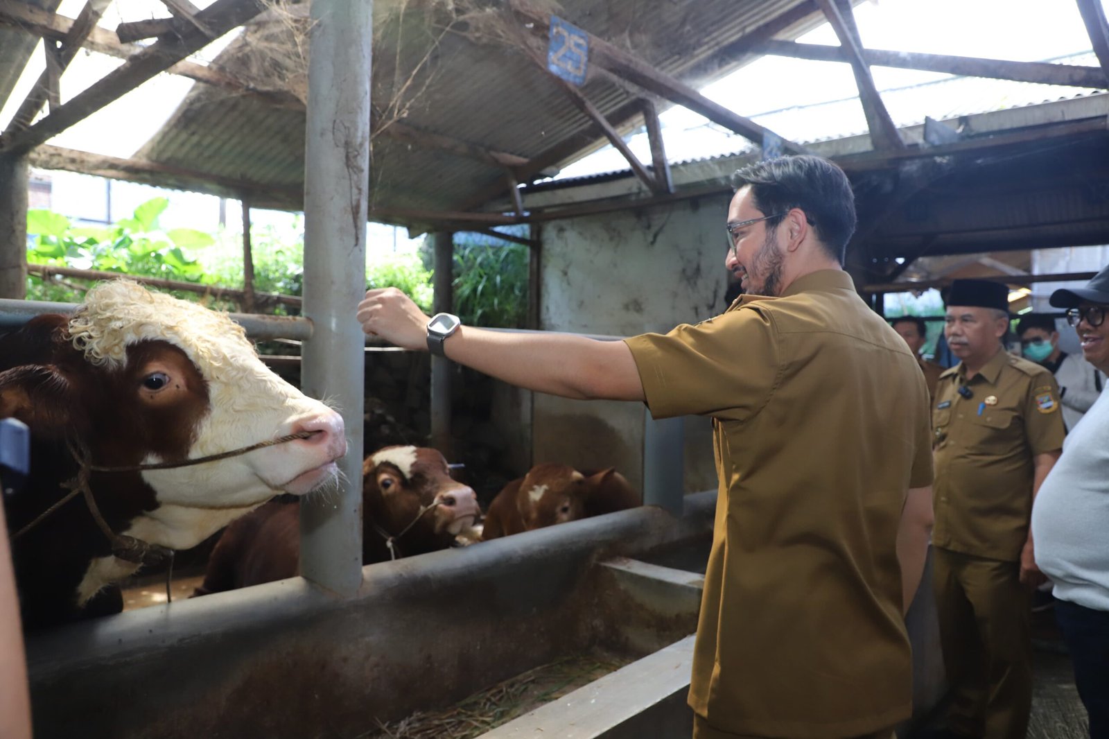 Ratusan Juleha Bertugas di Bandung Barat saat Iduladha, Jeje Ritchie Ismail:Perannya Cukup Penting