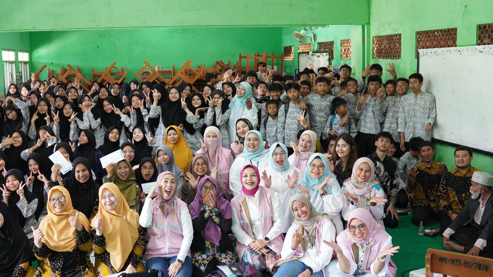 Jelang Peringatan Hari Lahir Pancasila, Srikandi PLN Berikan Pendidikan Karakter Lewat Edukasi Kelistrikan