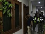 Sikat Praktik Asusila dan Minol Ilegal di Bandung, 17 Orang Diamankan, 213 Botol Disita