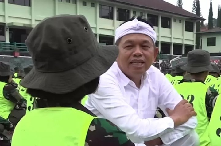 Kebijakan Barak Militer ala Gubernur Jawa Barat Dedi Mulyadi Tuai Kritik, Pakar Hukum Unair Sebut Label Anak Nakal Itu Diskriminatif