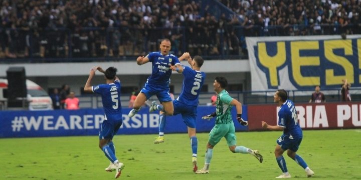 Gustavo Franca dan Tyronne del Pino Persembahkan Gol Lagi untuk Persib Bandung