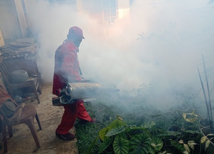 Pencegahan Penyebaran Demam Berdarah di Pemukiman Penduduk dengan Pengasapan di Kota Cimahi