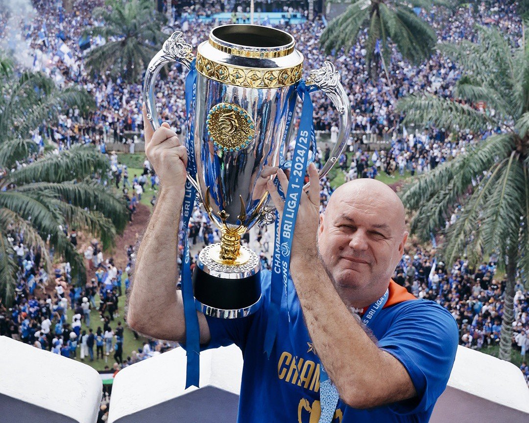 Bursa Transfer Panas, Bojan Hodak Bocorkan Kondisi Persib Bandung Setelah Banyak Pemain Pergi