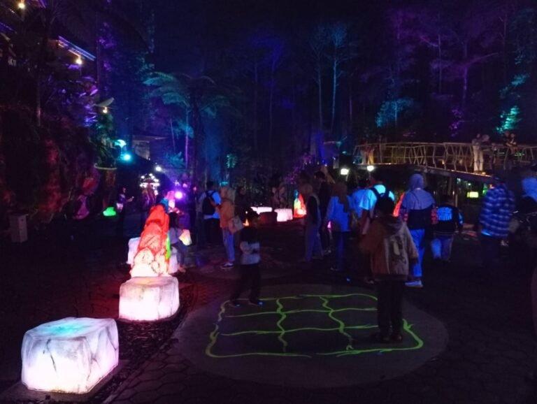 Wisata Malam Taman Mili-mili di Cikole Lembang Tawarkan Wisata Edukasi dan Inovasi