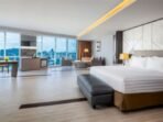 Tempat Bermain Anak-Anak di fave hotel Sidoarjo, Kamar Junior Suite di Aston Makassar Hotel & Convention Center, Kolam Renang di Neo Eltari Kupang
