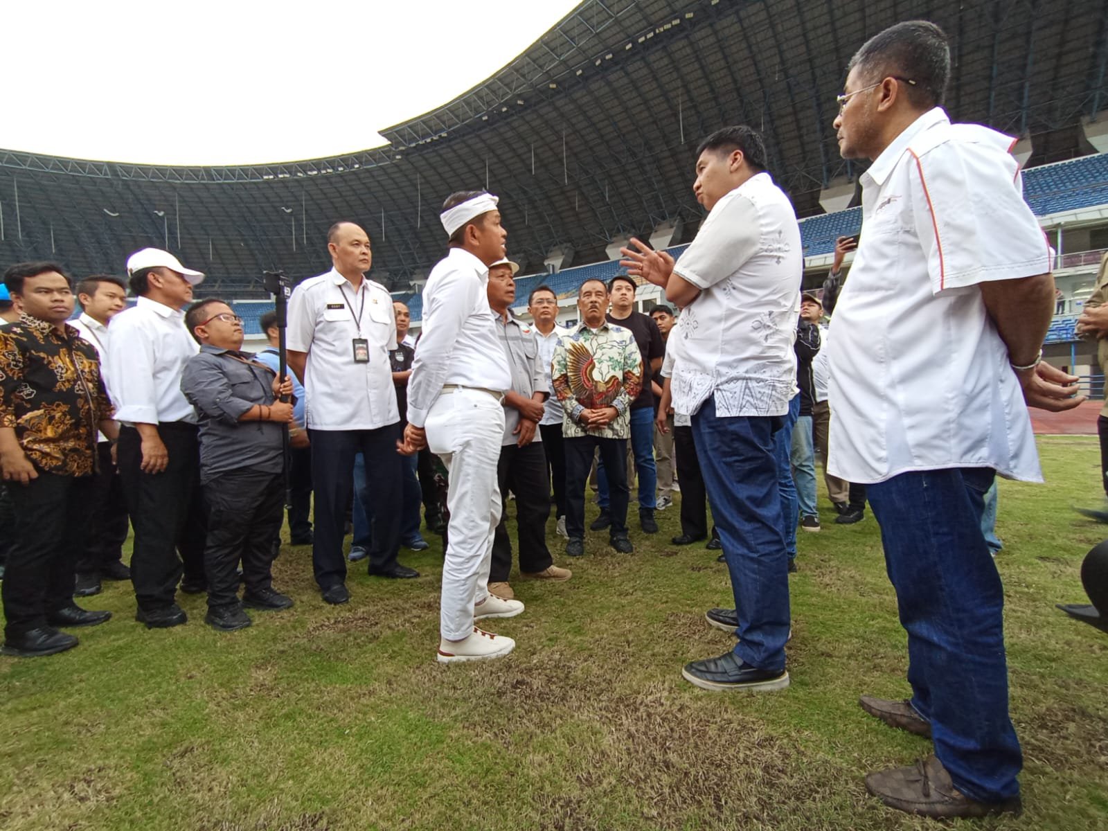 Sindiran Pedas Gubernur Jawa Barat Dedi Mulyadi kepada Pendidikan di Indonesia: Guru dan Orang Tua Terlalu Cinta Duit, Lupa Doa!