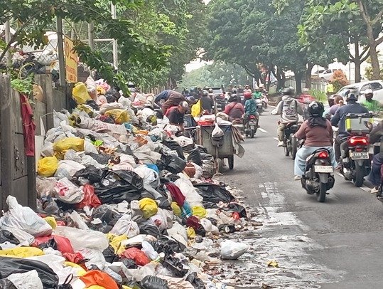 Bandung Genjot Evaluasi Program Pengelolaan Sampah, Target 600 Ton Sampah Berkurang Setiap Hari