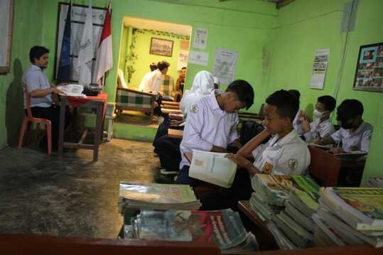 Dugaan Jual Beli Kursi di Sekolah Negeri Bandung, Uang Rp8 Juta Jadi Tiket Masuk?