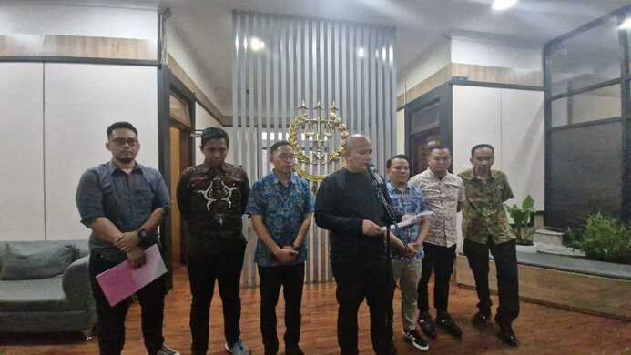 Kejari Bandung Tahan Tiga Tersangka, Kerugian Sementara Rp86,2 Miliar