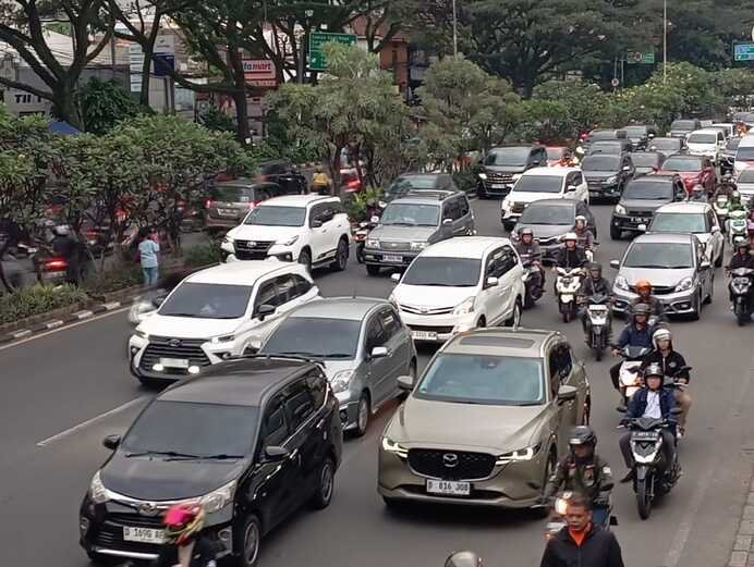 Dua Langkah Besar Bandung Atasi Kemacetan, Siapkan Parkir Vertikal dan Reformasi Sistem Transportasi
