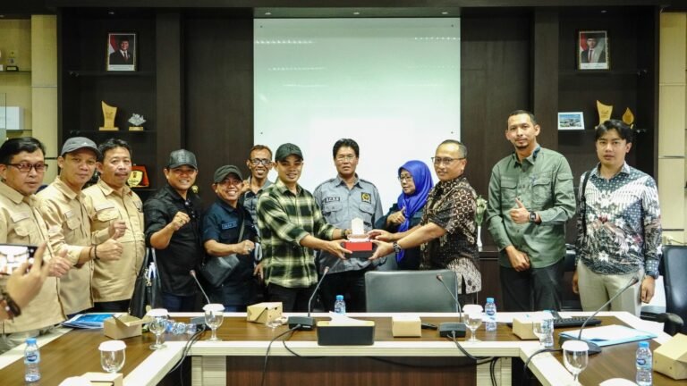 PLN Audiensi dengan DPRD Bandung Barat Bahas Aduan Masyarakat