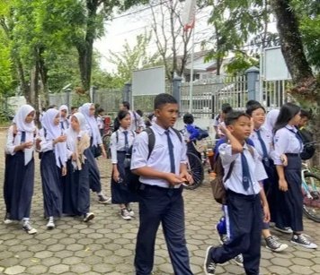 Pastikan Transparansi PPDB, Perlindungan Hak Warga Bandung, Jual Beli Bangku di Sekolah Negeri