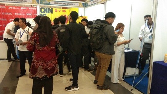 Harapan Para Pencari Kerja di Job Fair Bandung 2025
