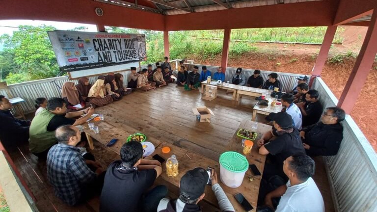 Charity Ride ke Pasir Pilar: Ketika Jurnalis Olahraga  Satukan Kepedulian