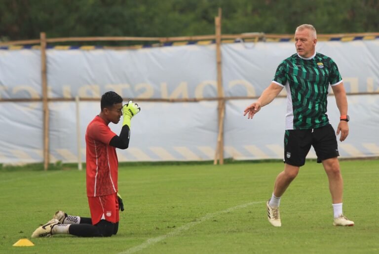 Bojan Hodak Puji Mario Jozic, Pelatih Kiper Baru Persib Bandung dengan Rekam Jejak Kelas Eropa