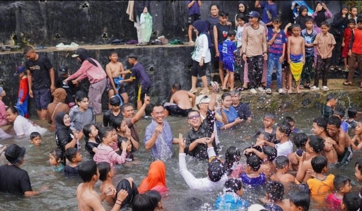 Festival Desa Wisata di Kasomalang Subang Berlangsung Meriah