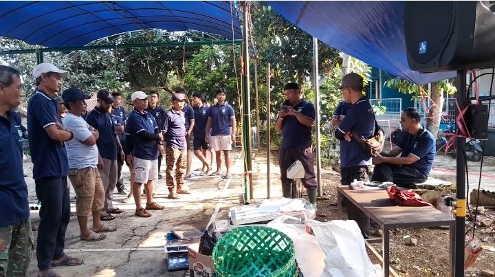 Warga Komplek Griya Jagabaya RW 13 Desa Jagabaya Kecamatan Cimaung Kabupaten Bandung Sembelih 5 Ekor Sapi dan 3 Domba
