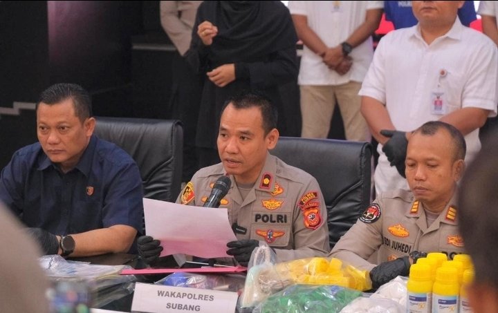 Waspada! Pestisida Palsu Beredar di Subang, Polisi Ringkus Pembuatnya