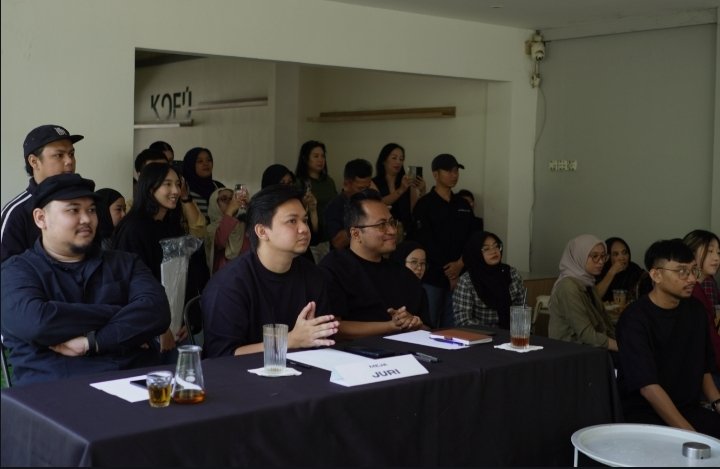 Enam Tahun Bersama Roti Bakar Panjo Gelar Sayembara Desain Kemasan