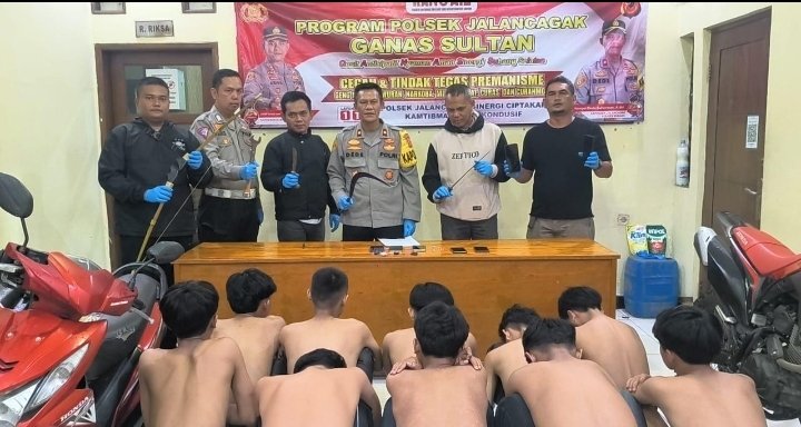Gagalkan Tawuran di Curugrendeng, Polsek Jalancagak Polres Subang Amankan 10 Remaja, Celurit, Golok dan Busur Panah