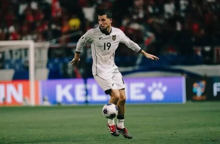 Kisah Menarik Thom Haye di Balik Kekalahan Timnas Indonesia dari Jepang: Kesepakatan Jersey Lengan Panjang Bareng Ole Romeny yang Gagal Terwujud