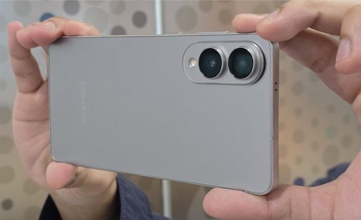 Intip Kamera 200MP Samsung Galaxy Edge Dalam Balutan Bodi Tipis