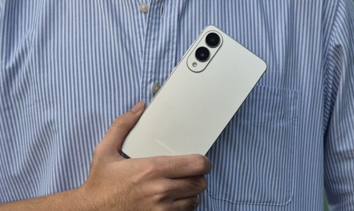Jurus Jadi Produktif dan Tetap Stylish dengan Galaxy S25 Edge
