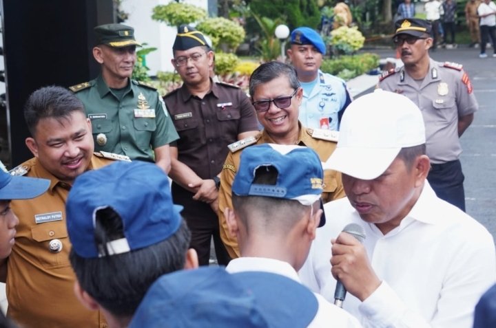 Bupati Subang Reynaldy Dukung Siswa 'Nakal' Dibina di Barak TNI, 50 Siwa Dikirim ke Lanud Suryadarma Kalijati