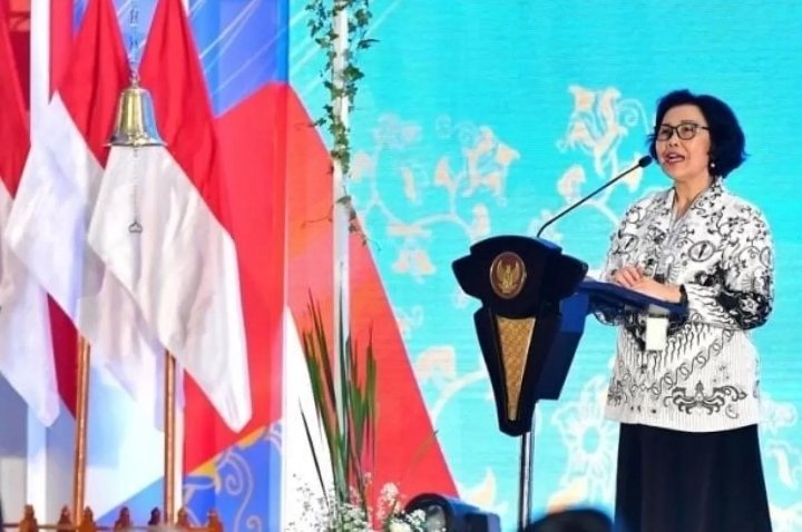 Ketua Umum PGRI, Unifah RosyidiDukung Kembalinya Penjurusan IPA, IPS, dan Bahasa di SMA