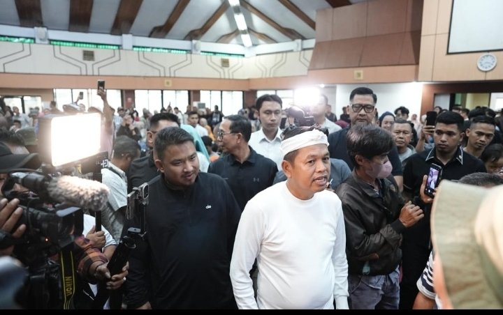 Pemprov Jabar dan Pemkab Subang Tunaikan Janjinya, 416 Pemilik Kios yang Dibongkar Terima Bantuan