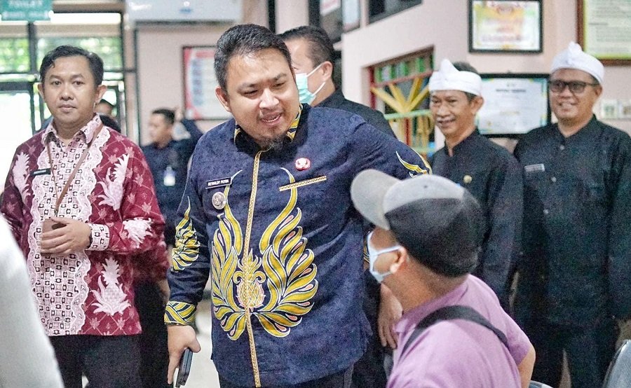 Pastikan Layanan Kesehatan Berjalan Optimal, Bupati Subang Reynaldy Tinjau Puskesmas Sukarahayu