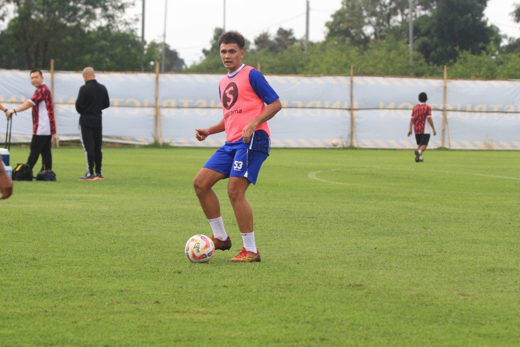 Coach Bojan Hodak Kontak Langsung! Ini Cerita Al Hamra Gabung Persib Bandung