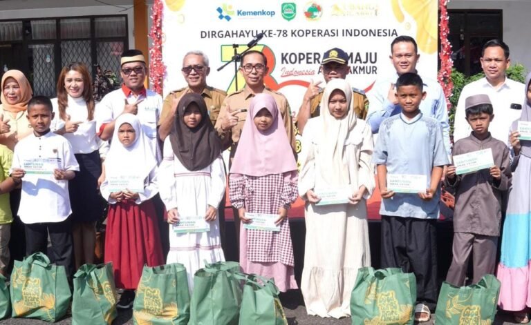 DKUPP Subang Santuni Anak Yatim Tandai Peringatan Hari Koperasi