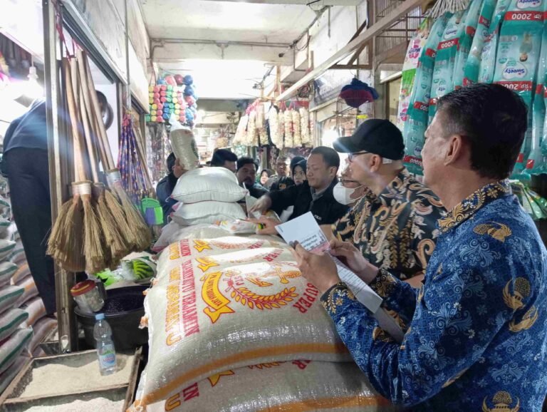 Disperindag Bandung Barat Sidak Pasar Panorama Lembang
