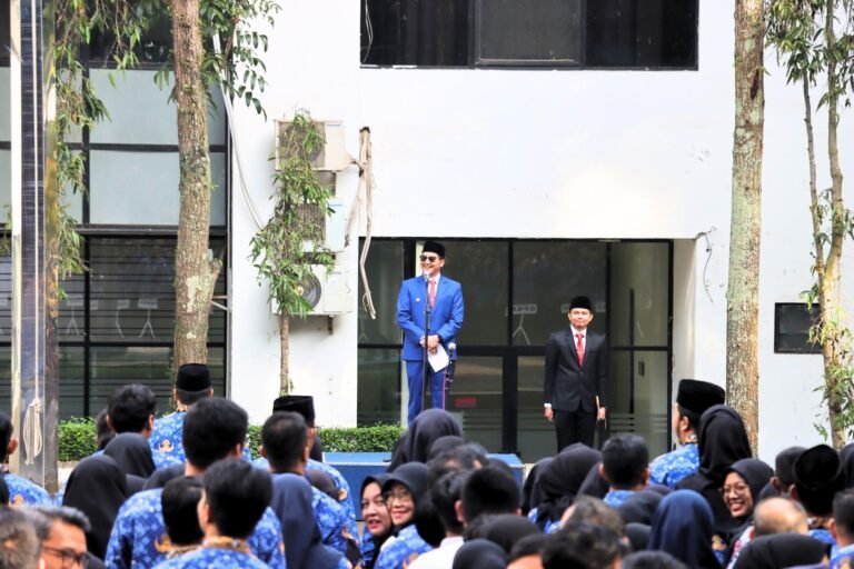 Adhitia Yudisthira Ingatkan ASN Kota Cimahi Soal Pelayanan Terbaik bagi Masyarakat