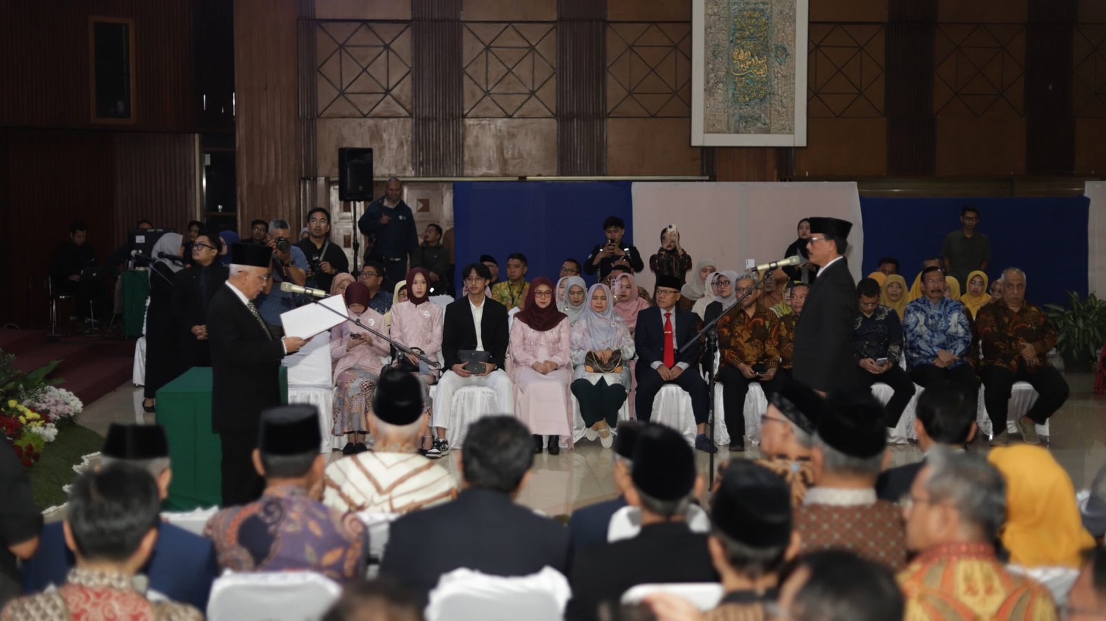 Jadi Rektor Unisba, Prof. A. Harits Nu’man Targetkan jadi Kampus dengan Jumlah Profesor Terbanyak dan Masuk QS World University Rankings