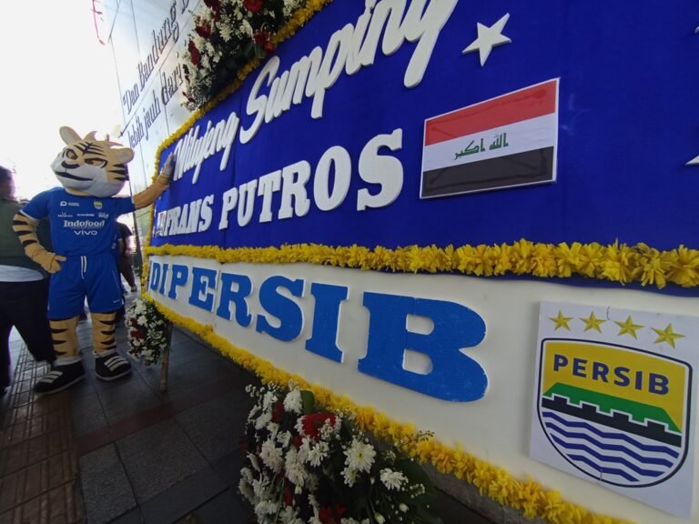 Maung Makin Ganas! Frans Putros Resmi Jadi Benteng Baru Persib Bandung