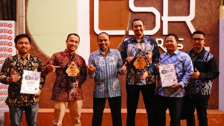 PLN UIP JBT Sabet Dua Penghargaan Platinum di CSR Nusantara Awards