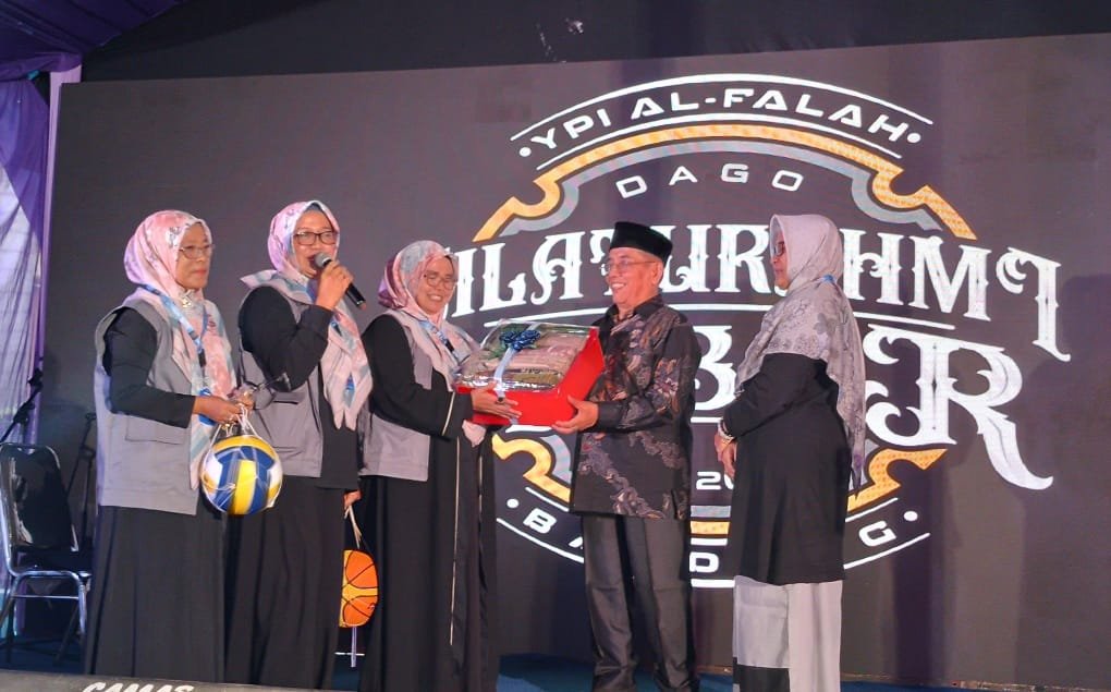 Gelar Silaturahmi Akbar, YPI Al Falah Dago Luncurkan Wadah Keluarga Alumni ‘Kafa’