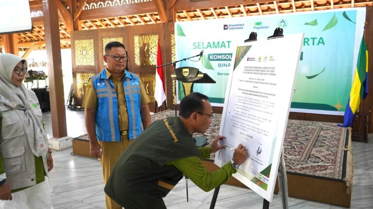 Kolaborasi Pegadaian, Pemkot Bandung dan Forsepsi Perkuat Sinergi Pengelolaan Bank Sampah