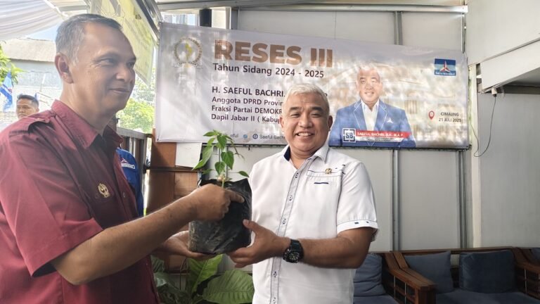 Anggota DPRD Jawa Barat Fraksi Partai Demokrat Dapil Jabar II, H. Saeful Bachri S.H., M.A.P, Gelar Reses di Komplek Griya Jagabaya