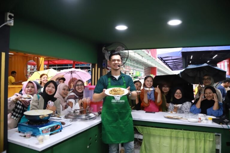Simak Tips dan Trik Olah Makanan Beku oleh Chef Ternama Jebolan dari MCI, di Booth ALIM FROZEN INDONESIA di Jakarta Fair Kemayoran 2025