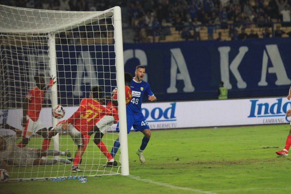 Tiket ACL 2 di Tangan! Persib Bandung Menang Dramatis atas Manila Digger