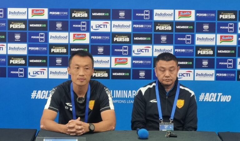 Pelatih Manila Digger Akui Banyak Belajar dari Persib Bandung
