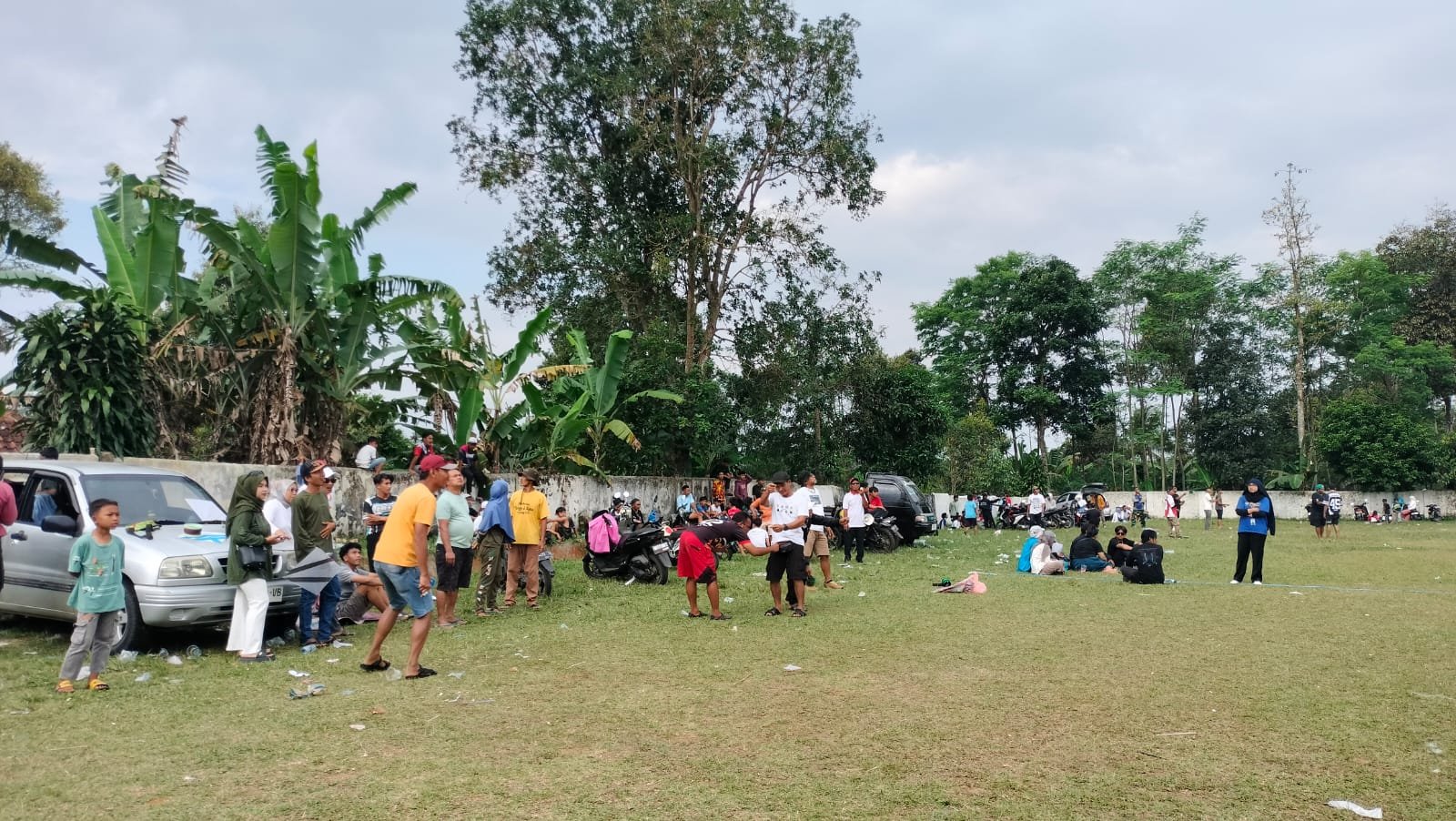 Pemdes Bunihayu Subang Gelar Lomba Adu Layang- layang